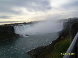 Canada_NiagaraFalls.jpg